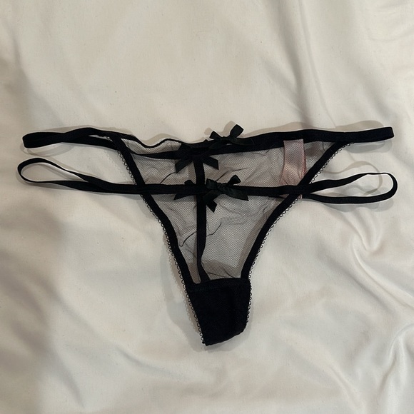 Ulrika full brief size 2 *thong version of this - Picture 1 of 6
